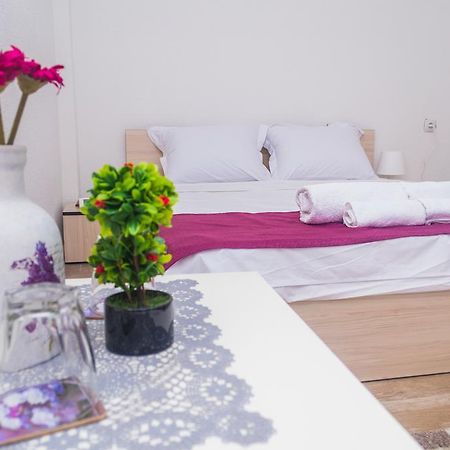 Bed & Breakfast Delikates Stojakovo Exterior foto