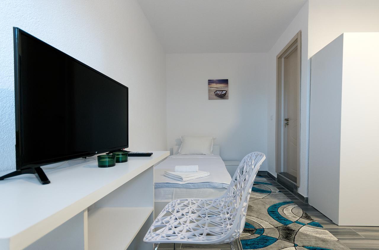 Bed & Breakfast Delikates Stojakovo Exterior foto