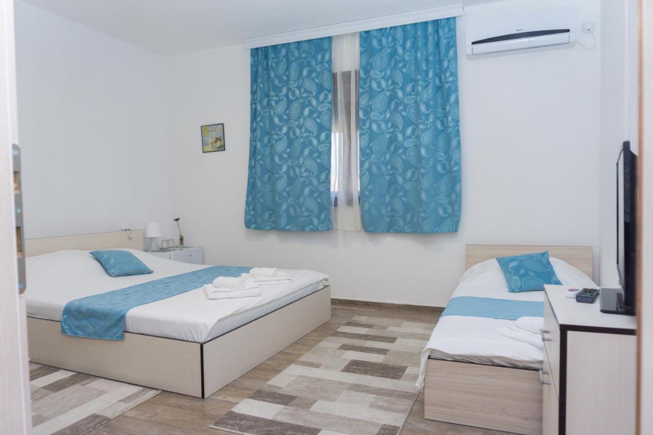 Bed & Breakfast Delikates Stojakovo Exterior foto