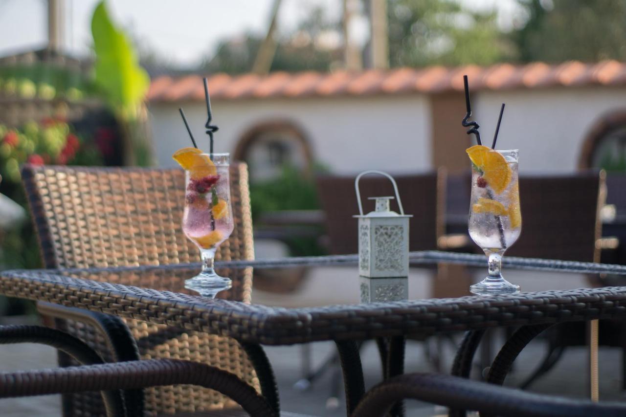 Bed & Breakfast Delikates Stojakovo Exterior foto