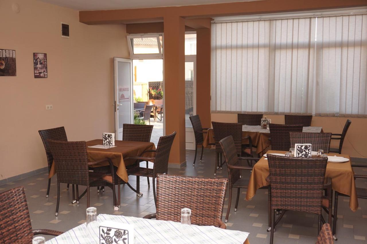 Bed & Breakfast Delikates Stojakovo Exterior foto