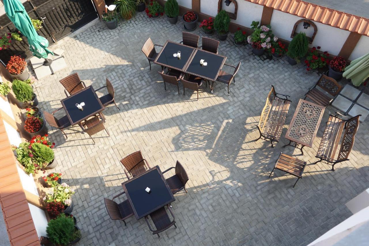Bed & Breakfast Delikates Stojakovo Exterior foto